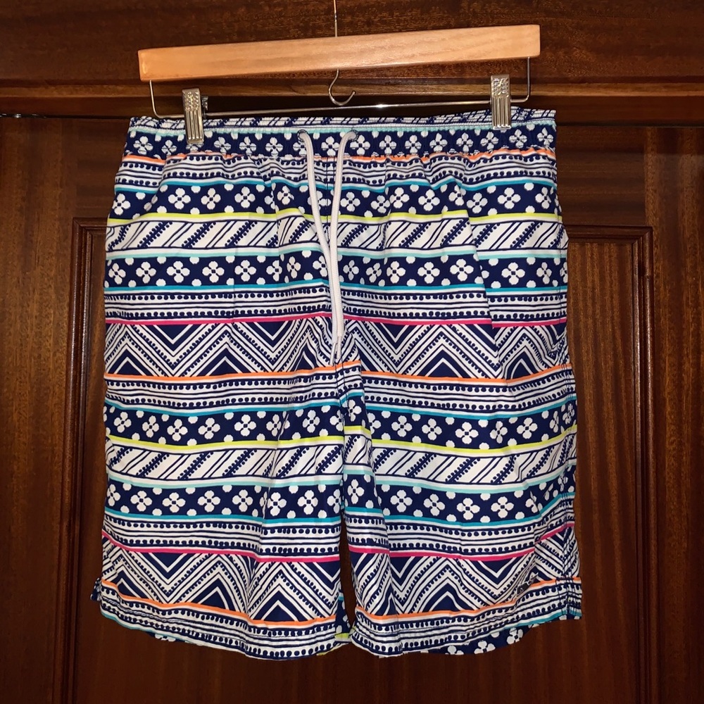 Vineyard Vines Tribal Printed Swimtrunks